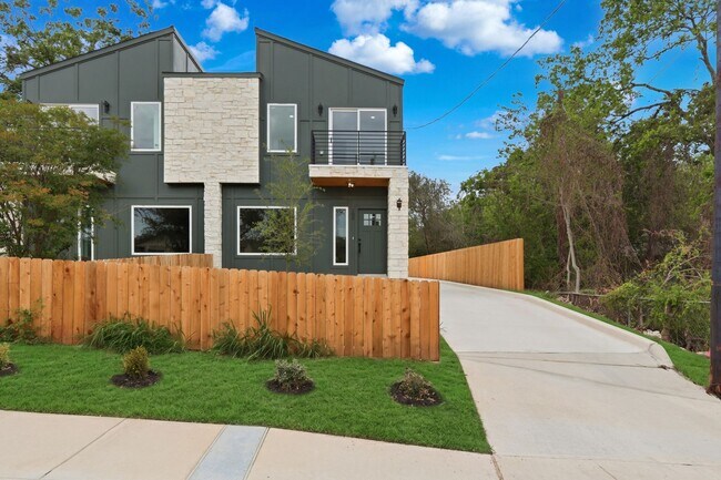 Foto del edificio - New Build Ready for Move In!