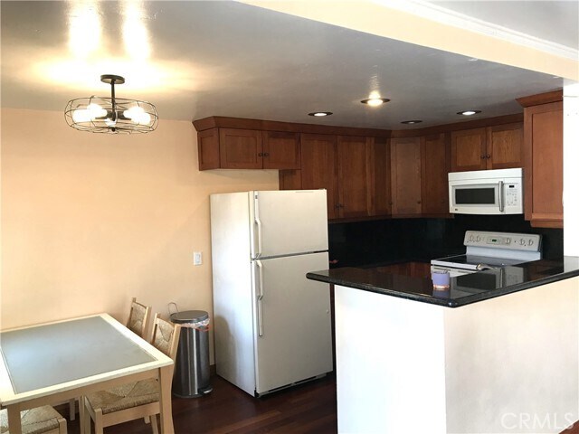 Foto del edificio - 3103 Evening Way