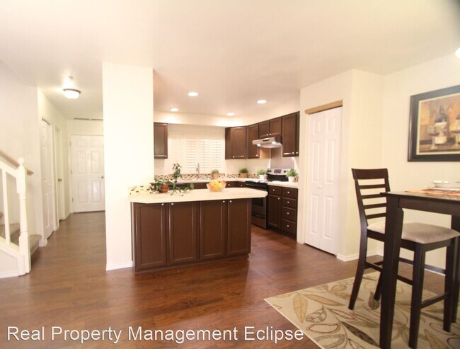 Building Photo - 3 br, 2.5 bath House - 5710 14th Dr W #A