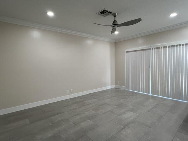Foto del edificio - 239 Leland Ln