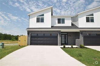 Building Photo - 401 Amethyst Rd