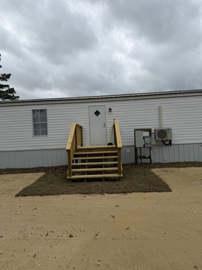 Foto del edificio - 3BR/2BA Fully Remodeled Home – Galivants Ferry
