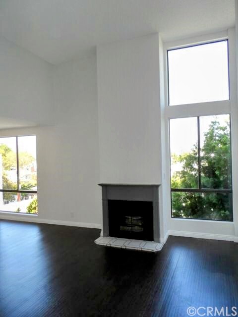 Huge living area with fireplace - 7001 S La Cienega Blvd