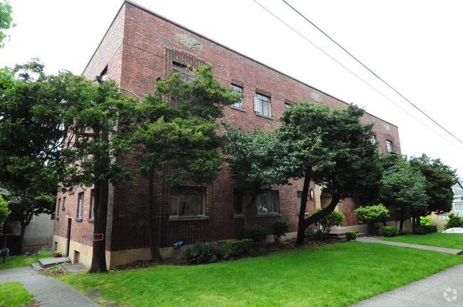 Building Photo - 105 Ward St
