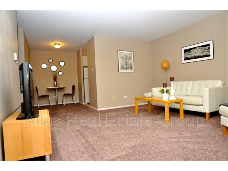 Primary Photo - 1260 York St