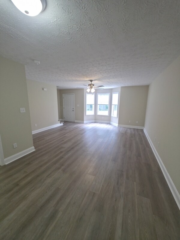 Building Photo - 171 Westchester Cir