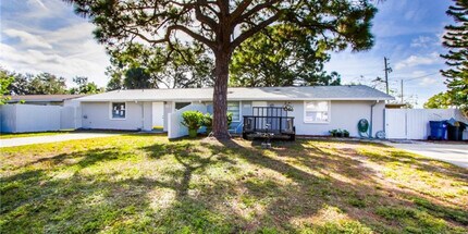 Building Photo - 3312 52nd Ave Dr W