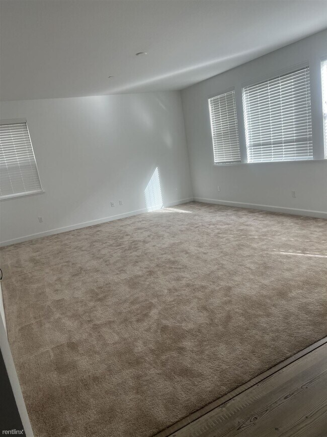 Foto del edificio - 4 br, 0.5 bath House - 1868 Orfanos Ranch ...