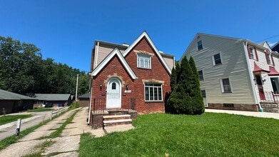 Building Photo - 15538 Munn Rd
