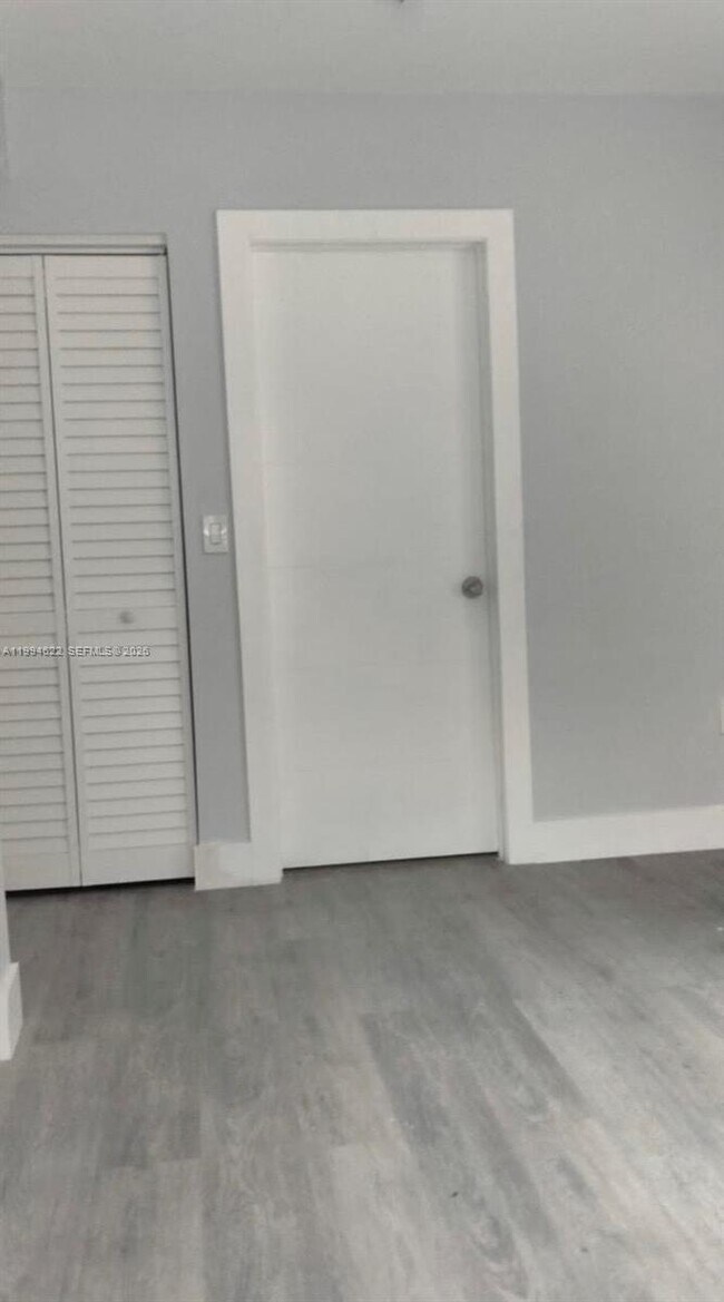 Foto del edificio - 629 9th St