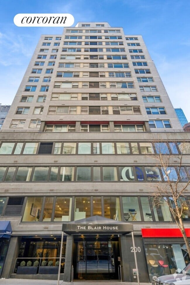 Building Photo - 200 E 58th St