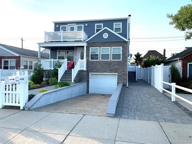 Foto del edificio - 521 W Park Ave