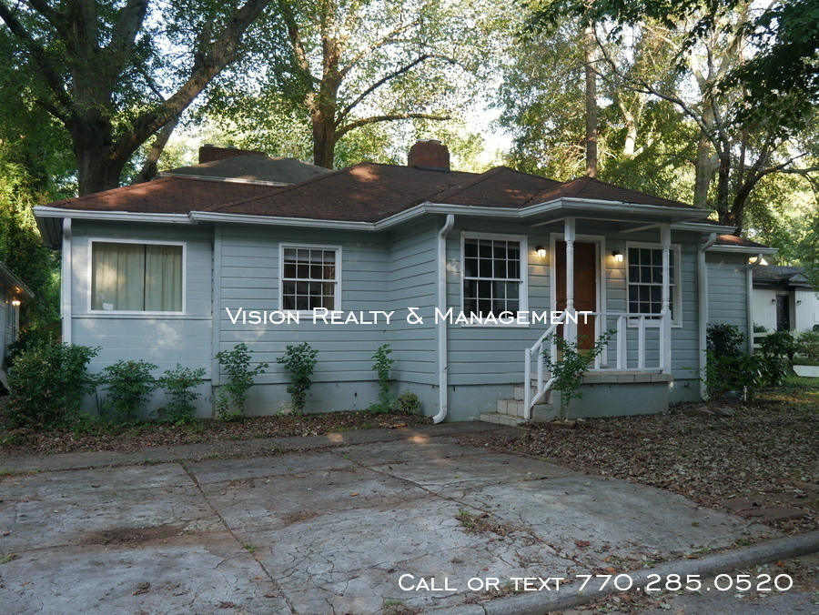 Primary Photo - 121 Howell Rd