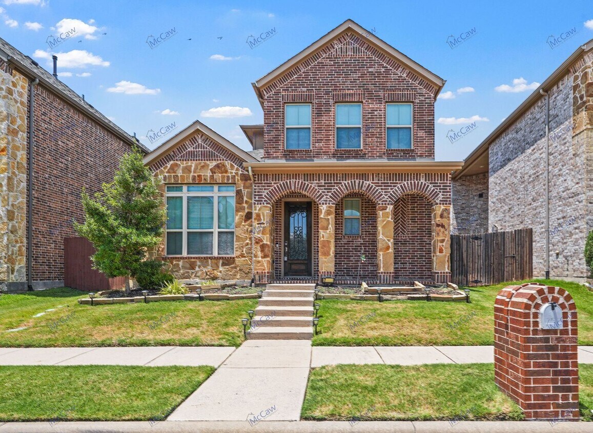 Primary Photo - Beautiful, 2-Story 4/3.5 in Plano (75074)!