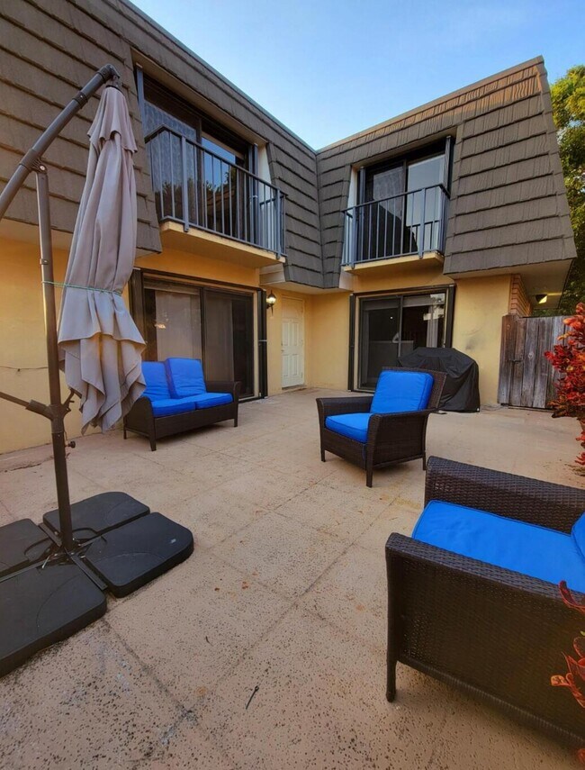 Foto del edificio - 727 7th Way