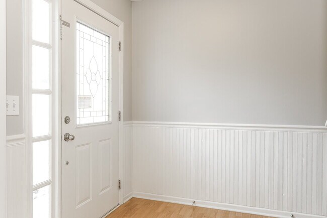 Foto del edificio - 3848 Sunview Dr NW
