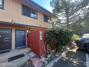 Building Photo - 3148 Bristle Branch Dr