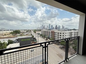 Building Photo - 2520 Washington Ave