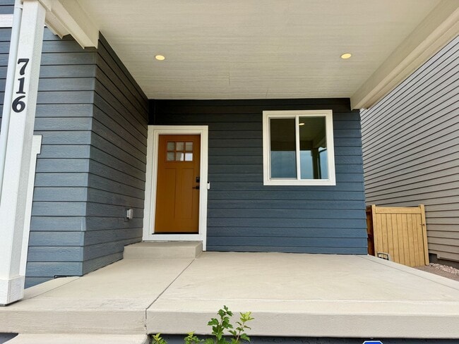 Photo - 716 Galloway Drive House