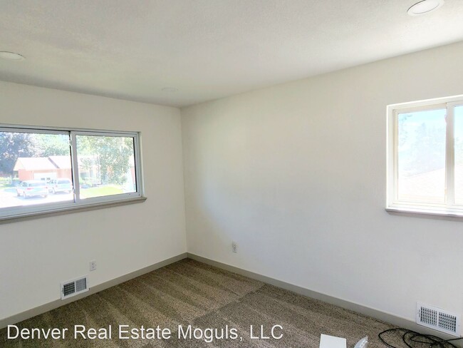 Building Photo - 5 br, 3 bath House - 2759 S Xavier Street