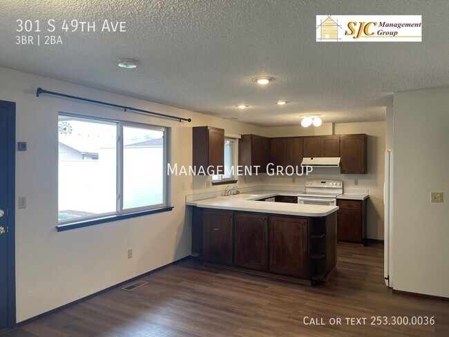 Building Photo - Three Bedroom two bath duplex for rent in ...