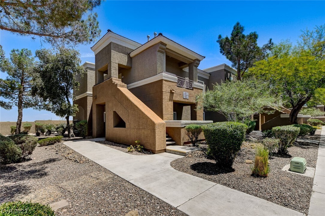 8070 W Russell Rd Unit 2022, Las Vegas, NV 89113 Condo for Rent in Las Vegas, NV