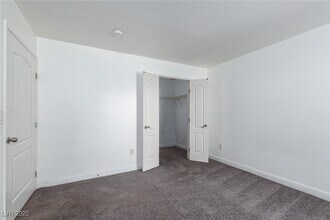 Building Photo - 5055 W Hacienda Ave