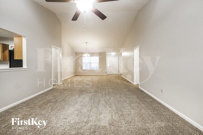 Foto del edificio - 2304 Burgundy Way