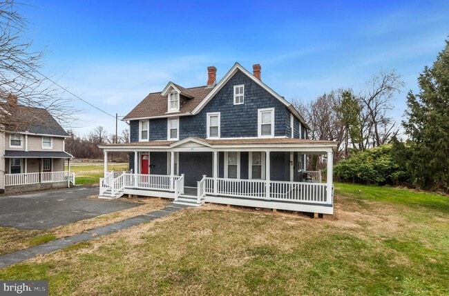 Building Photo - 27 E Bel Air Ave