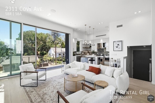 Building Photo - 2311 Cove Ave