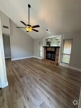 Building Photo - 420 S Las Vegas Trail