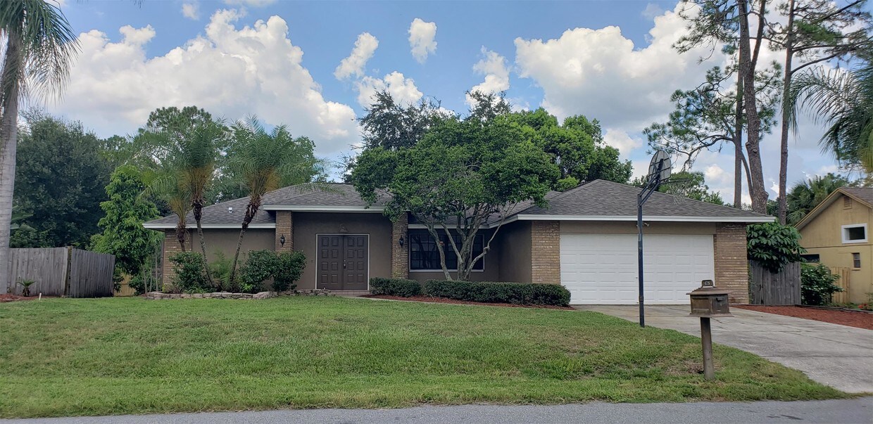 Foto principal - 4726 Sheffield Rd