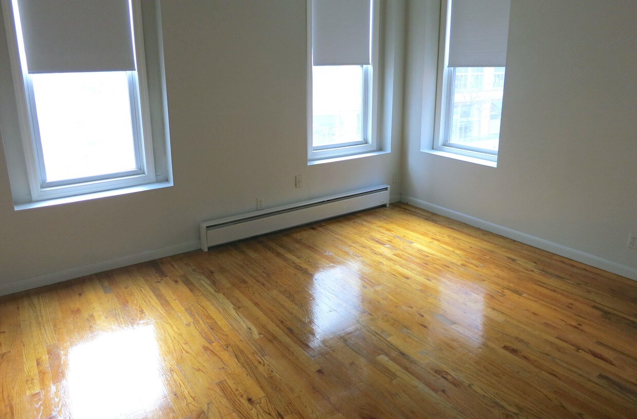 Primary Photo - 159 W 27TH St