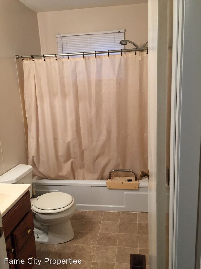 Foto del edificio - 3 br, 1 bath House - 2731 Dorothy Ave NE