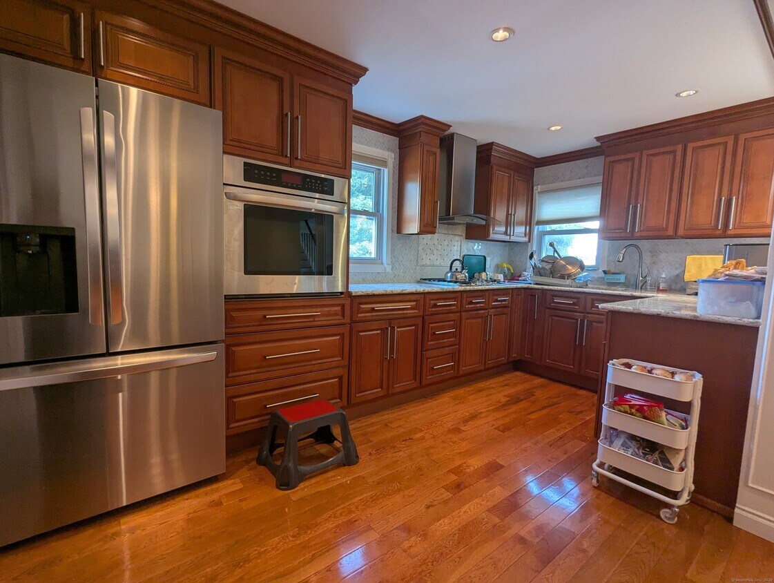 Foto principal - 147 Grove St