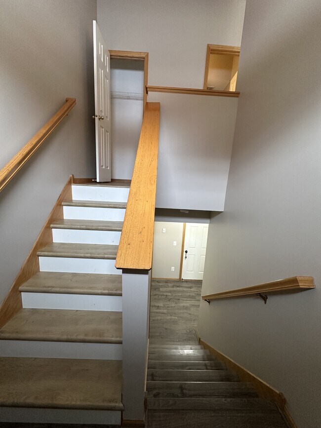 Foto del edificio - 405 Village Pkwy