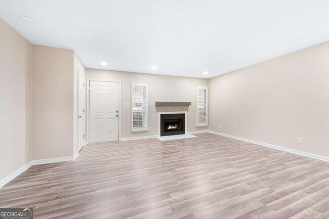 Foto del edificio - 103 Sterling Ct