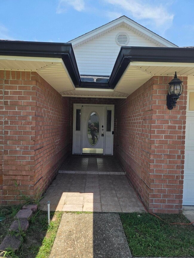 Foto del edificio - 610 Randall Roberts Rd