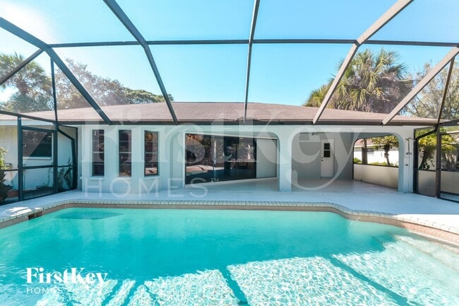 Building Photo - 18220 Hottelet Cir