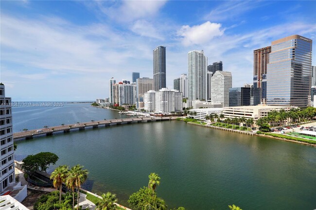 Foto del edificio - 701 Brickell Key Blvd