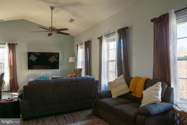 Building Photo - 7388 Brunson Cir