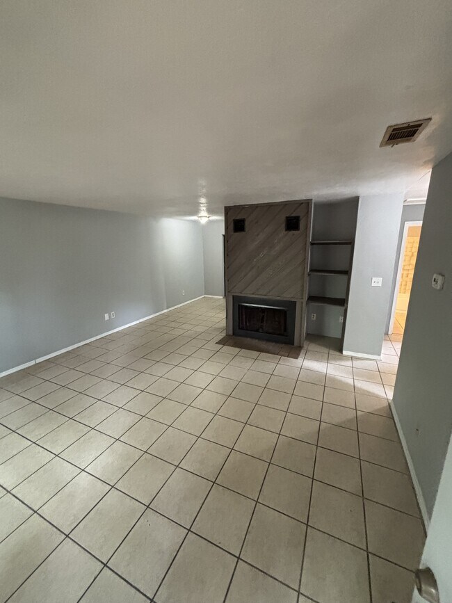 Foto del edificio - 2321 SW 31st Pl