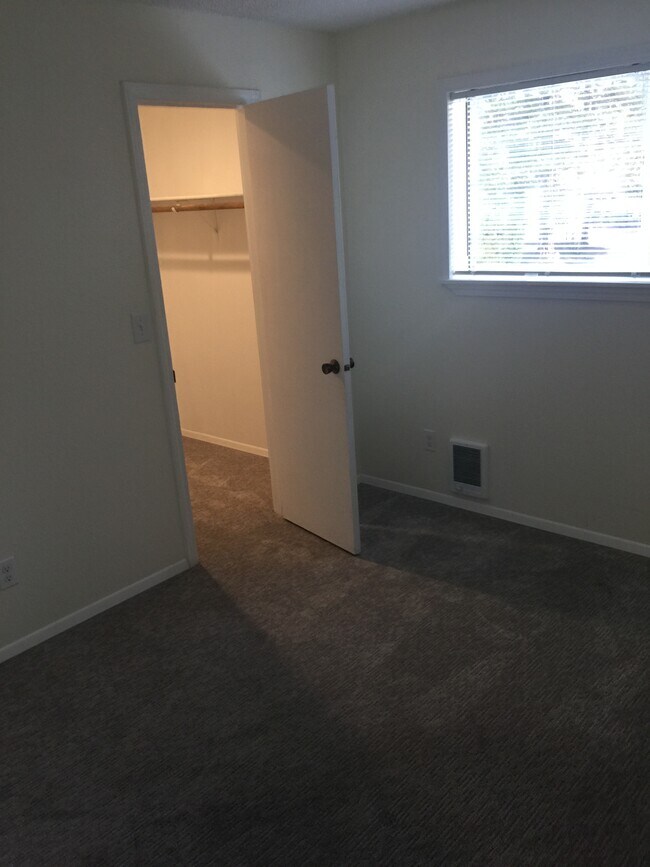 dormitorio 2 - 2816 Garden Ct