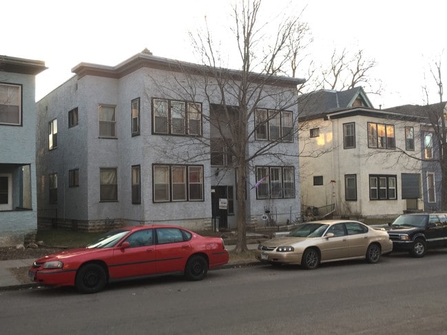 Building Photo - 697-705 Conway