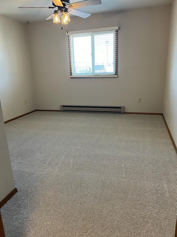 Building Photo - 1255 Primrose Ln