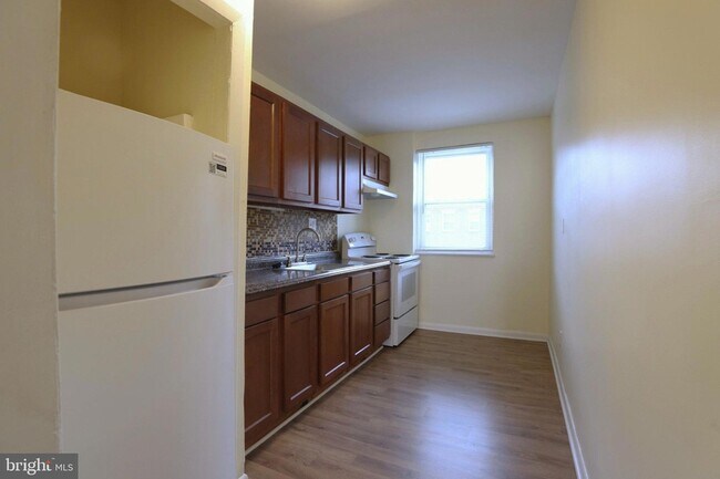 Foto del edificio - 4329 Halley Terrace SE