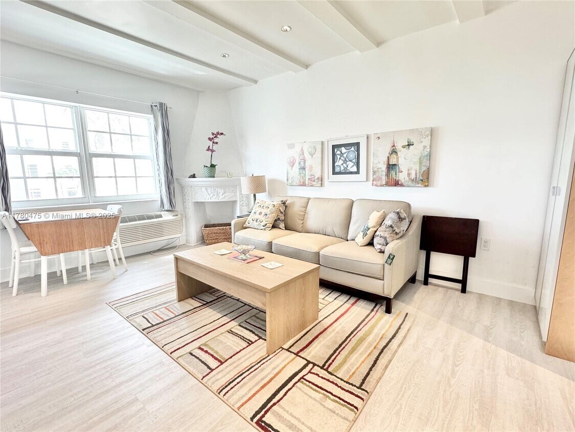 Foto principal - 439 15th St