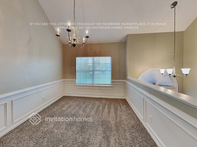 Foto del edificio - 661 Tipperary Rd