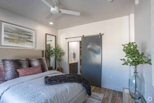 1683-111 - 1 habitación, 1 baño - 650 pies cuadrados - Nova Apartments