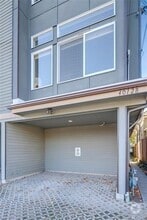 Building Photo - 4012B Linden Ave N